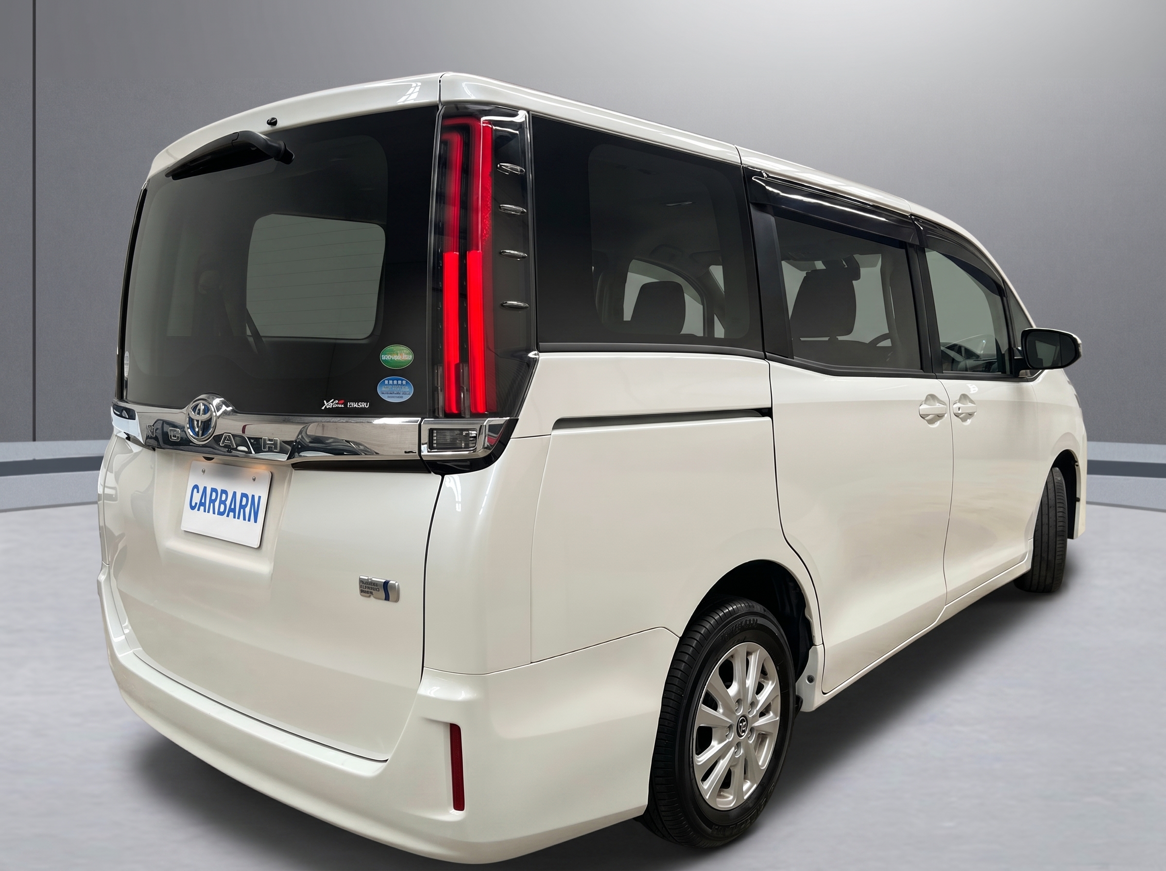 2020 Toyota Noah X vehicle photo photo 6